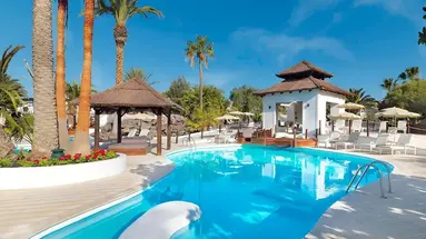H10 White Suites