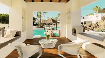 H10 White Suites