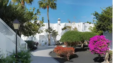 H10 White Suites