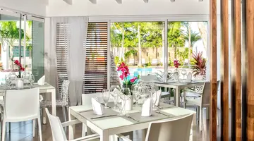 H2Otel Boutique by LD