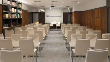 H10 Puerta de Alcalá