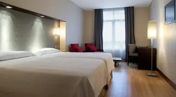 H10 Puerta de Alcalá