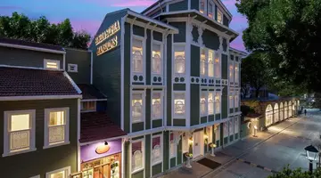 HAGIA SOFIA MANSIONS ISTANBUL, CURIO COLLECTION BY HILTON