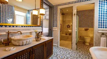 HAGIA SOFIA MANSIONS ISTANBUL, CURIO COLLECTION BY HILTON