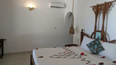 HAKUNA MAJIWE BEACH LODGE & SPA ZANZIBAR