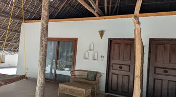 HAKUNA MAJIWE BEACH LODGE & SPA ZANZIBAR