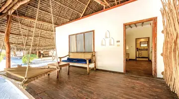 Hakuna Majiwe Beach Lodge