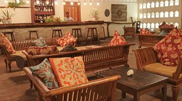 Hakuna Majiwe Beach Lodge