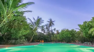 HAKUNA MAJIWE BEACH LODGE