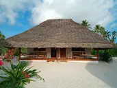 HAKUNA MAJIWE BEACH LODGE