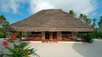 HAKUNA MAJIWE BEACH LODGE