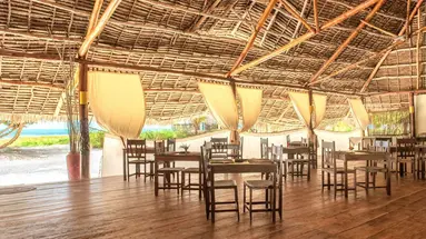 Hakuna Majiwe Beach Lodge