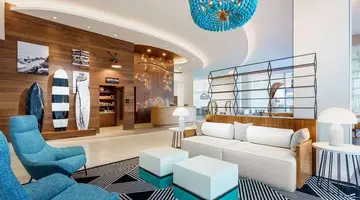 Hampton Inn & Suites Santa Monica