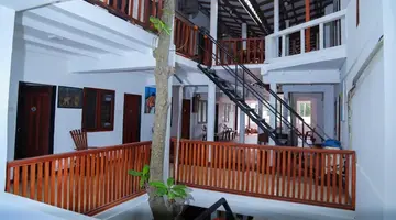 HANSA SURF HOTEL