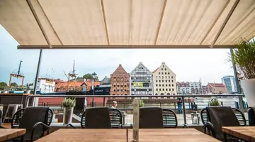 Hanza Hotel