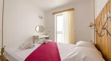 Happiness Apartments