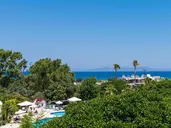 Happy Days Hotel Tholos