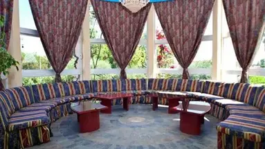 Happy Days Hotel
