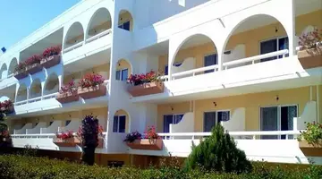 Happy Days Hotel