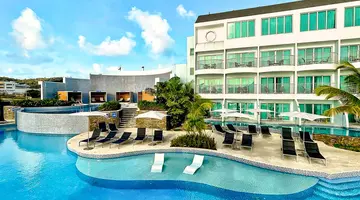 Harbor Club
