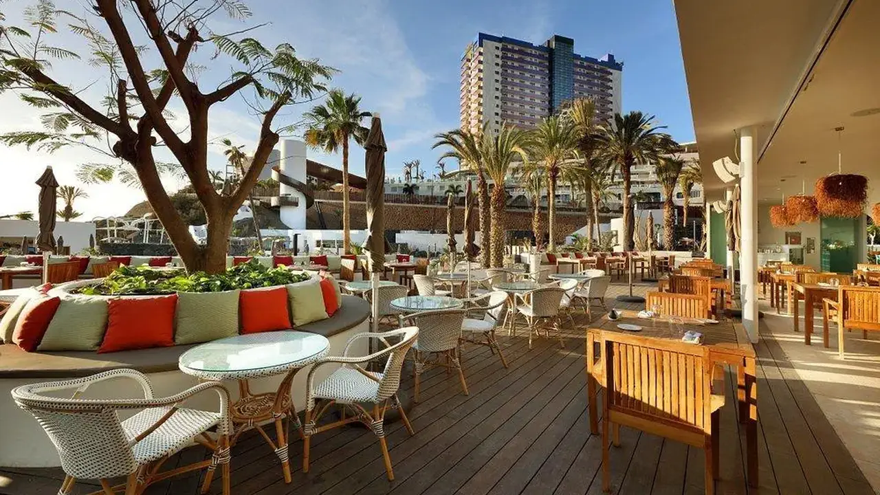 Hard Rock Hotel Tenerife