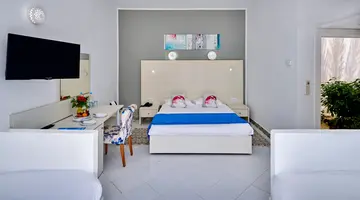 HARI CLUB BEACH RESORT (Ex. SMY HARI CLUB)