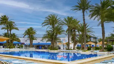 Hari Club Beach Resort
