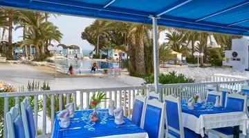 Hari Club Beach Resort