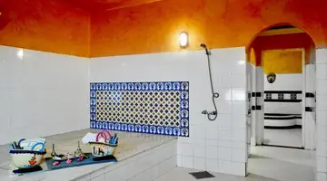 Hari Club Beach Resort