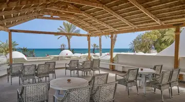 Hari Club Beach Resort