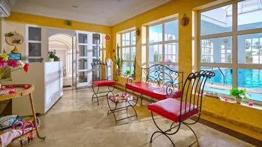 Hari Club Beach Resort