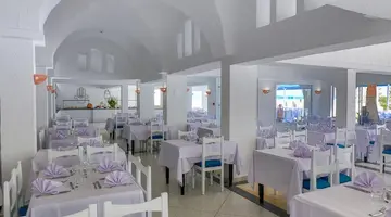 Hari Club Beach Resort