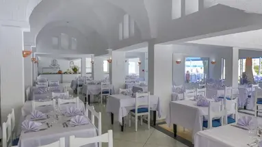 Hari Club Beach Resort