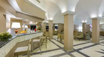 Hari Club Beach Resort