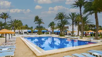 Hari Club Beach Resort