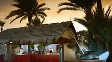 Hari Club Beach Resort