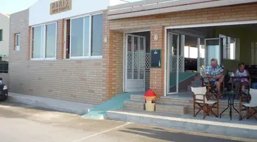 Haris Apartments