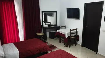 Haris Hotel