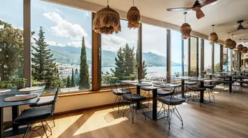 Harmonia Hotel