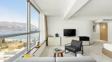 Harmonia Hotel