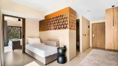 Harmony E Rock Hotel