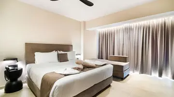 Harmony E Rock Hotel