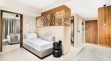 Harmony E Rock Hotel