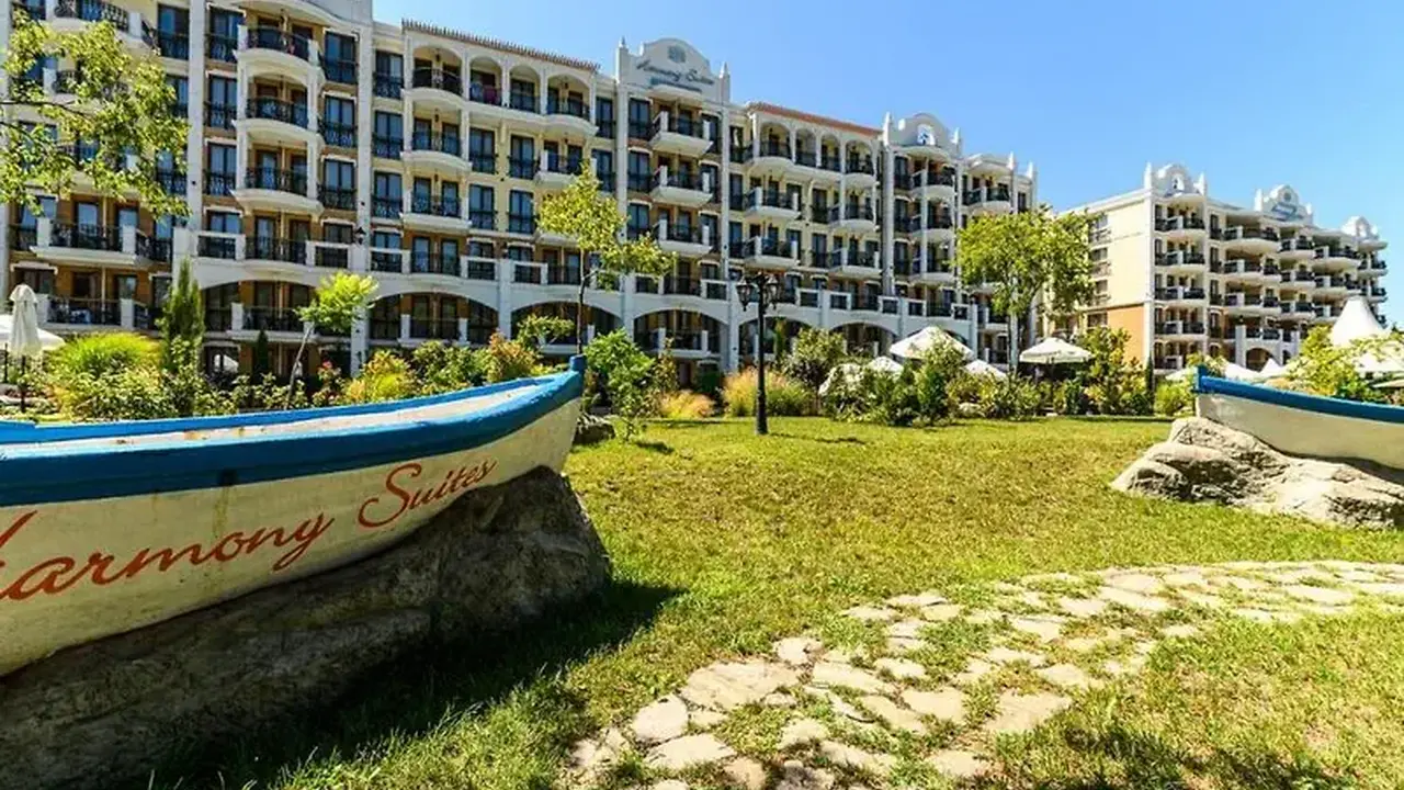 Harmony Suites 11, 12 Grand Resort