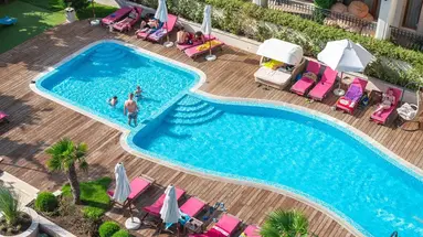 Harmony Suites Saint Vlas