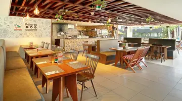 Harris Hotel Seminyak