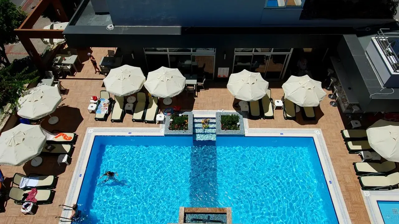 HATIPOGLU BEACH HOTEL