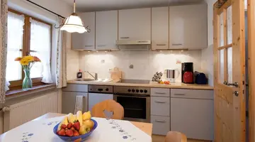 Haus Huis�n