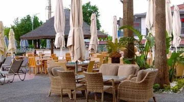 HAWAII HOTEL