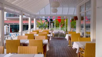 HAWAII HOTEL